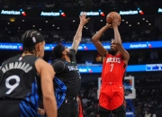 开云体育直播-包含独行侠鏖战篮网B队，字母哥统治全场的词条