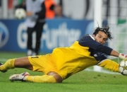 开云下载-弗拉霍维奇里程碑之夜，曼联险胜马里，见证唯一性的诞生