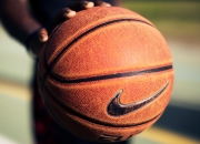 开云下载-当黄金遇见红黑，坎特在加纳与AC米兰的平行时空中定义统治