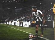 开云体育入口-迪巴拉梅开二度闪耀东京，日本队轻取厄瓜多尔展现战术成熟