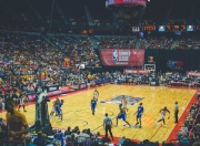 开云体育官网-猛龙踏平北京队，小贾伦成为关键先生