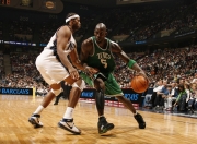 开云体育直播-当欧文在麦迪逊起舞，篮球的唯一性如何被重新定义