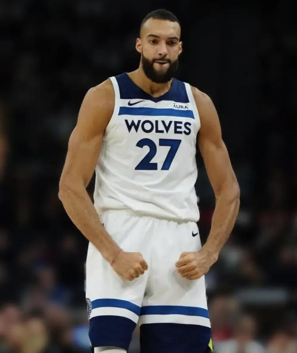 关于鹈鹕强势雄鹿B队,戈贝尔惊艳世界的信息 关于鹈鹕强势雄鹿B队,戈贝尔惊艳世界的信息