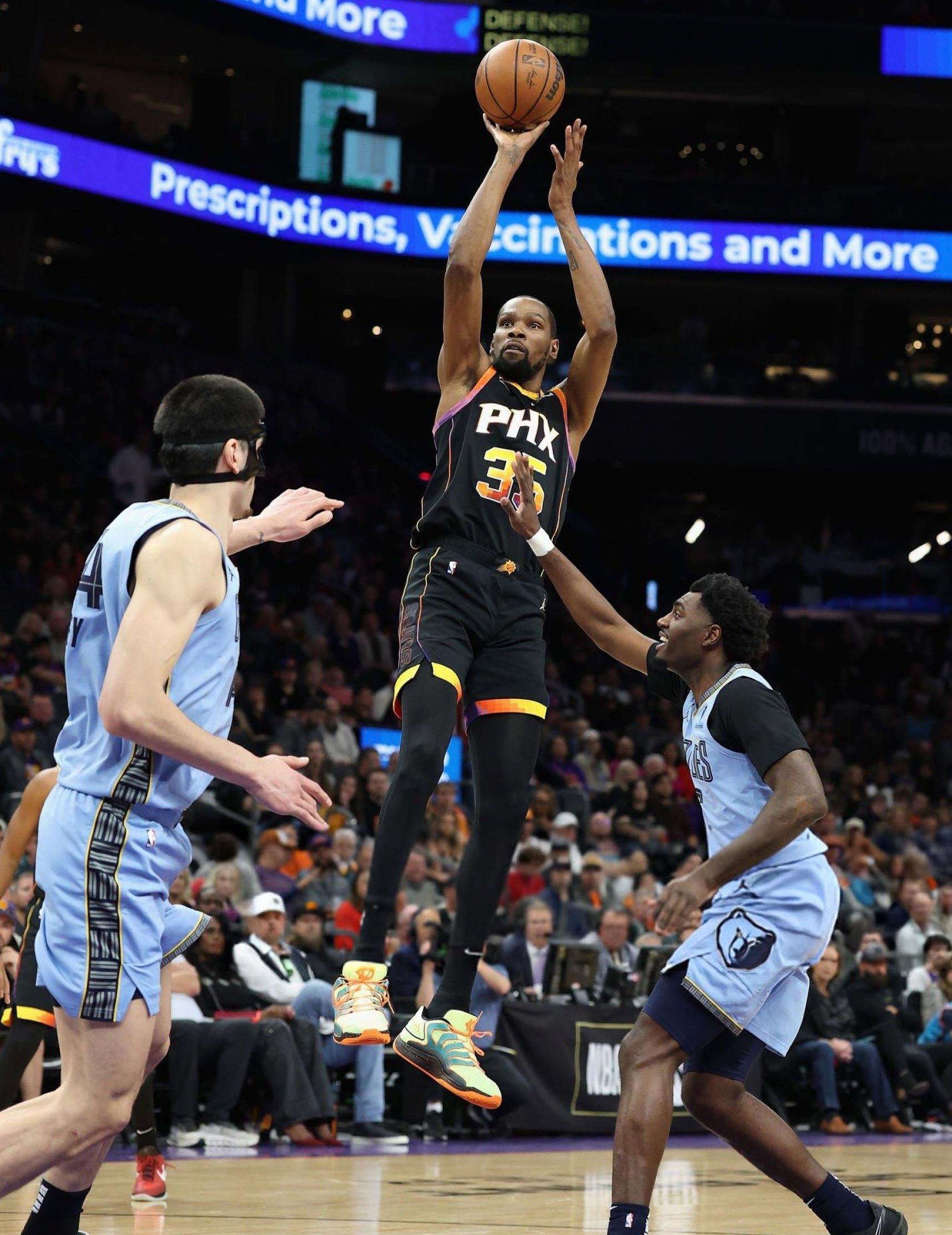 关于菲律宾男篮强势立陶宛男篮，杜兰特制霸全场的信息