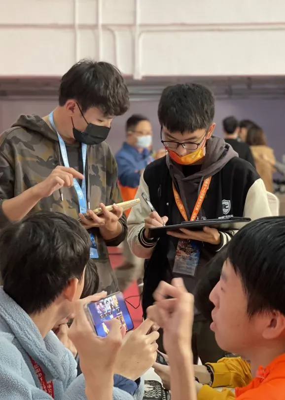 加勒比选手高歌猛进，斩获大奖