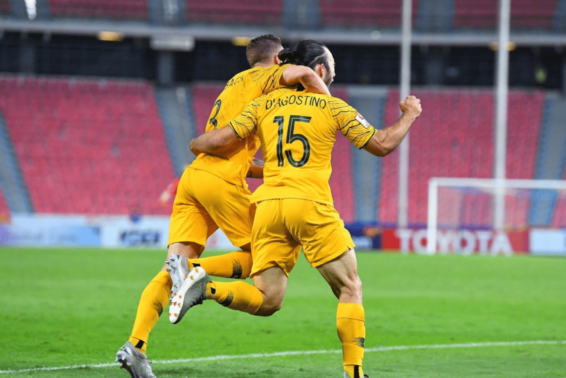 决战场上！两队宿敌再度交锋的简单介绍