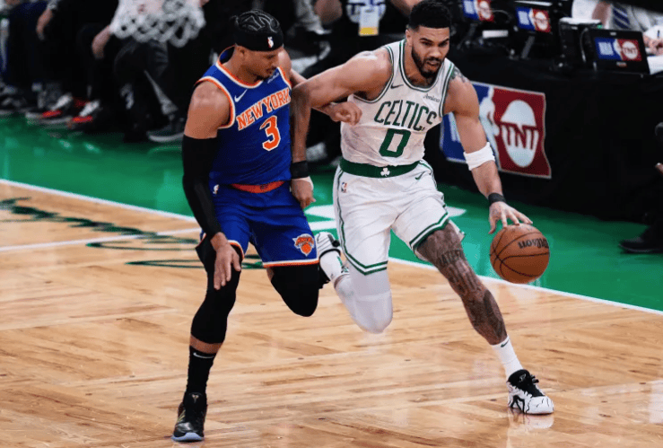 尼克斯擒下灰熊，弗兰克全场稳定