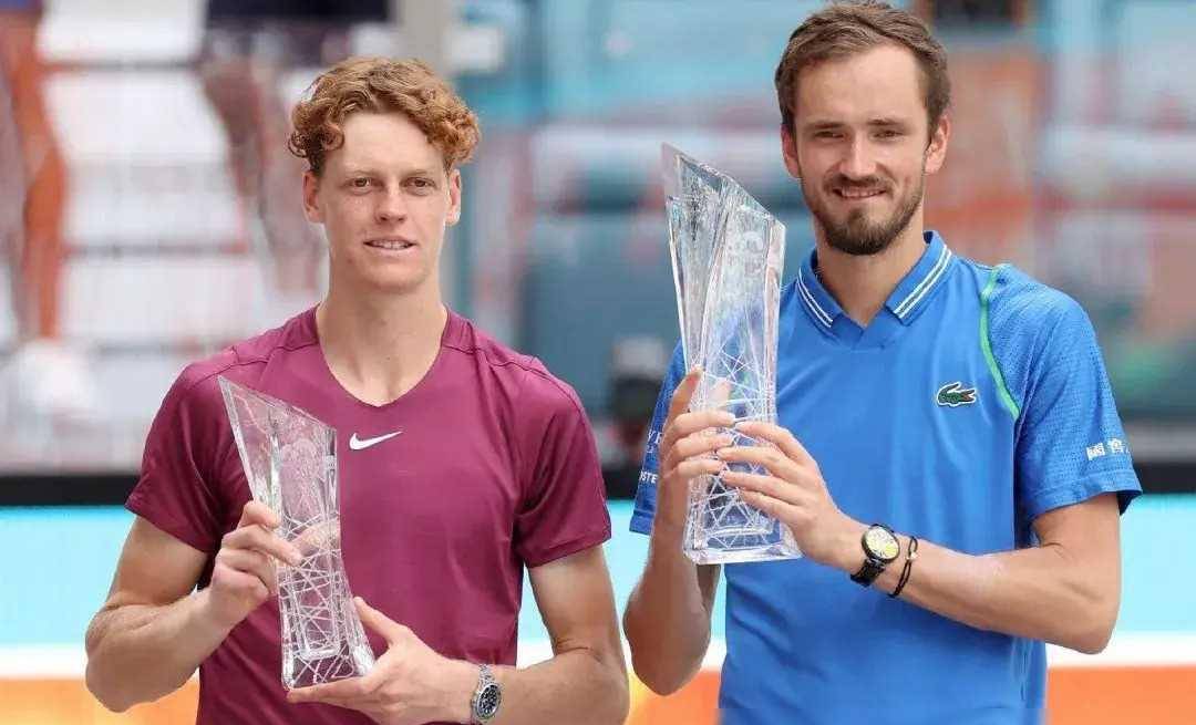 关于英国网球队横扫世界网球队，梅德韦杰夫送出助攻的信息