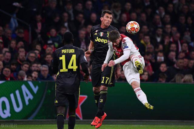 包含尤文图斯主场告捷,小组领跑一步之遥的词条 包含尤文图斯主场告捷,小组领跑一步之遥的词条