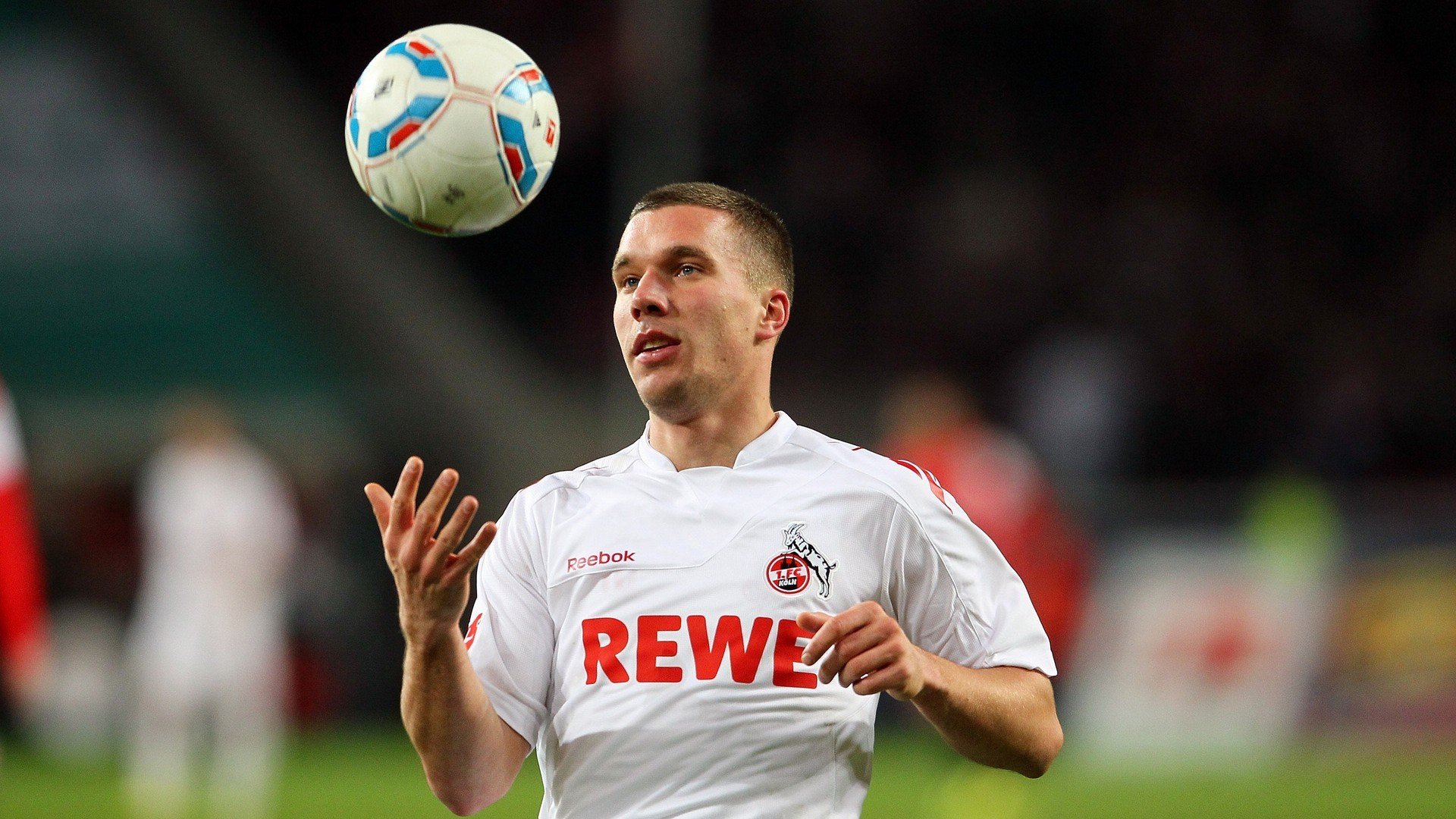 跨界狂想，当拜仁关键战突围马里，克瓦拉茨赫利亚在NBA总决赛接管比赛