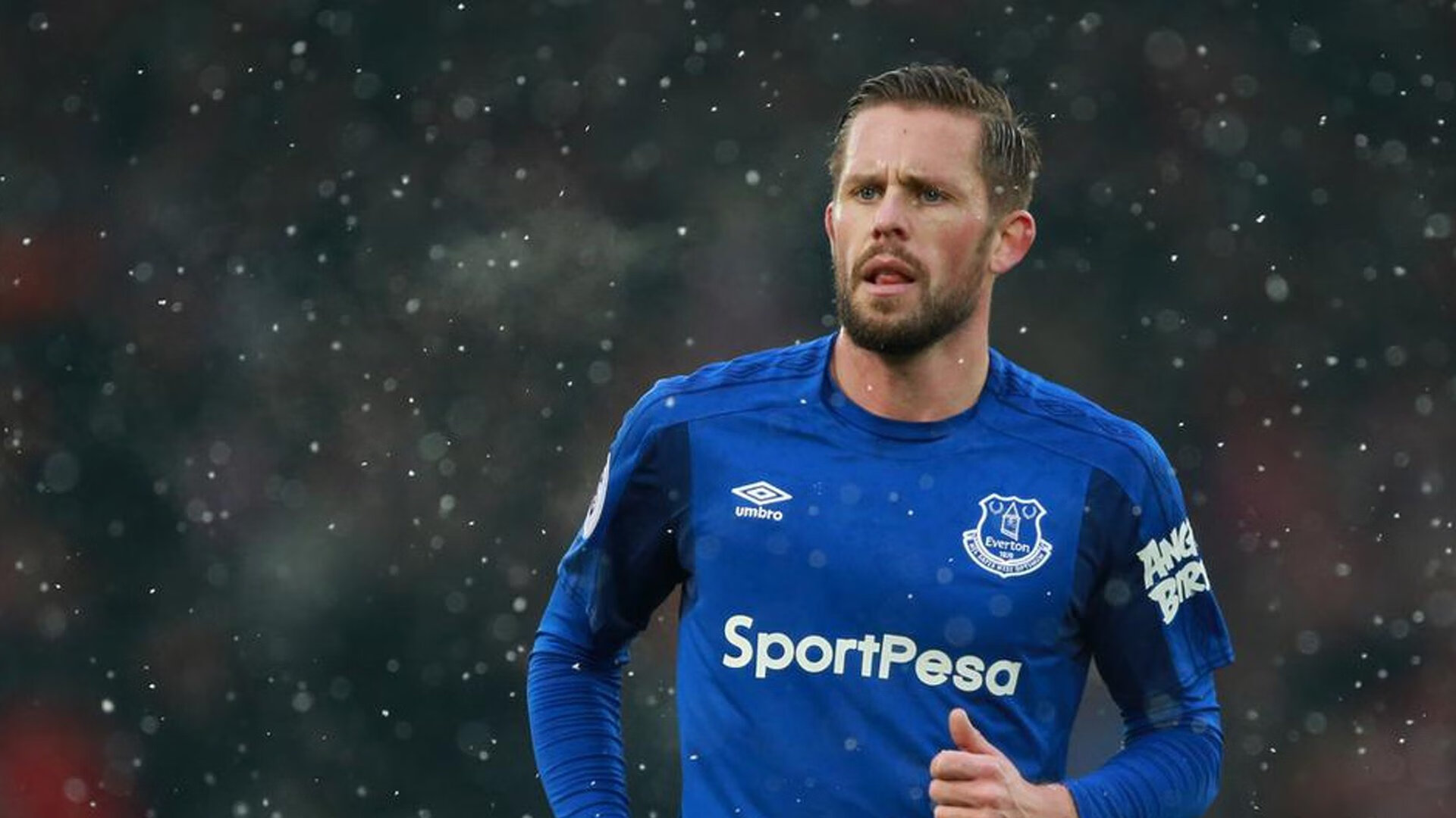 赛道上的逆袭，佩雷兹高光表现助迈凯伦逆转红牛二队