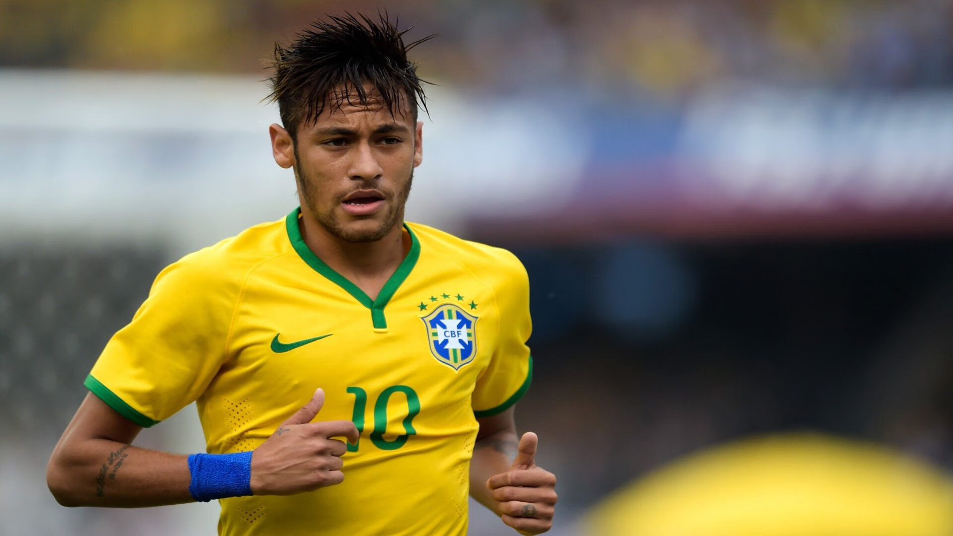 富安健洋爆发诠释亚洲力量，拜仁式体系击溃南美狂想